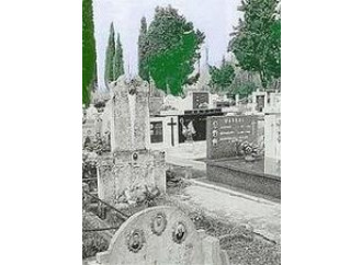 Cimiteri sovrappopolati,
le soluzioni impazzano